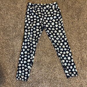 Old Navy Black Daisy-Print Ankle Leggings